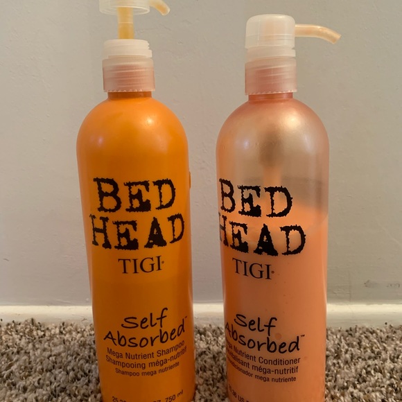 BedHead Moisture Maniac Shampoo/Conditioner - Picture 1 of 3